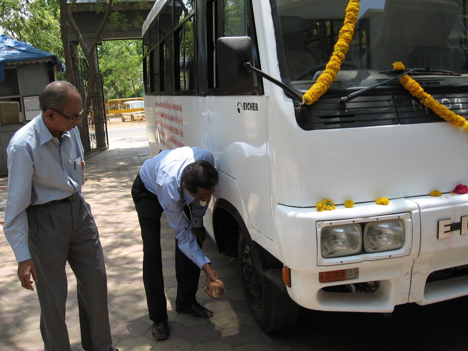 24×7 Ambulance Service